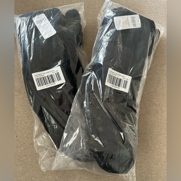 NWT Soma 2 Pairs Bundle Cabin Socks - Picture 5 of 5
